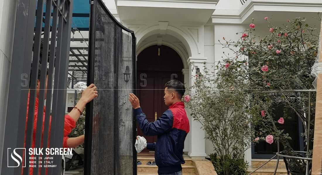 cách vệ sinh lưới chống muỗi
